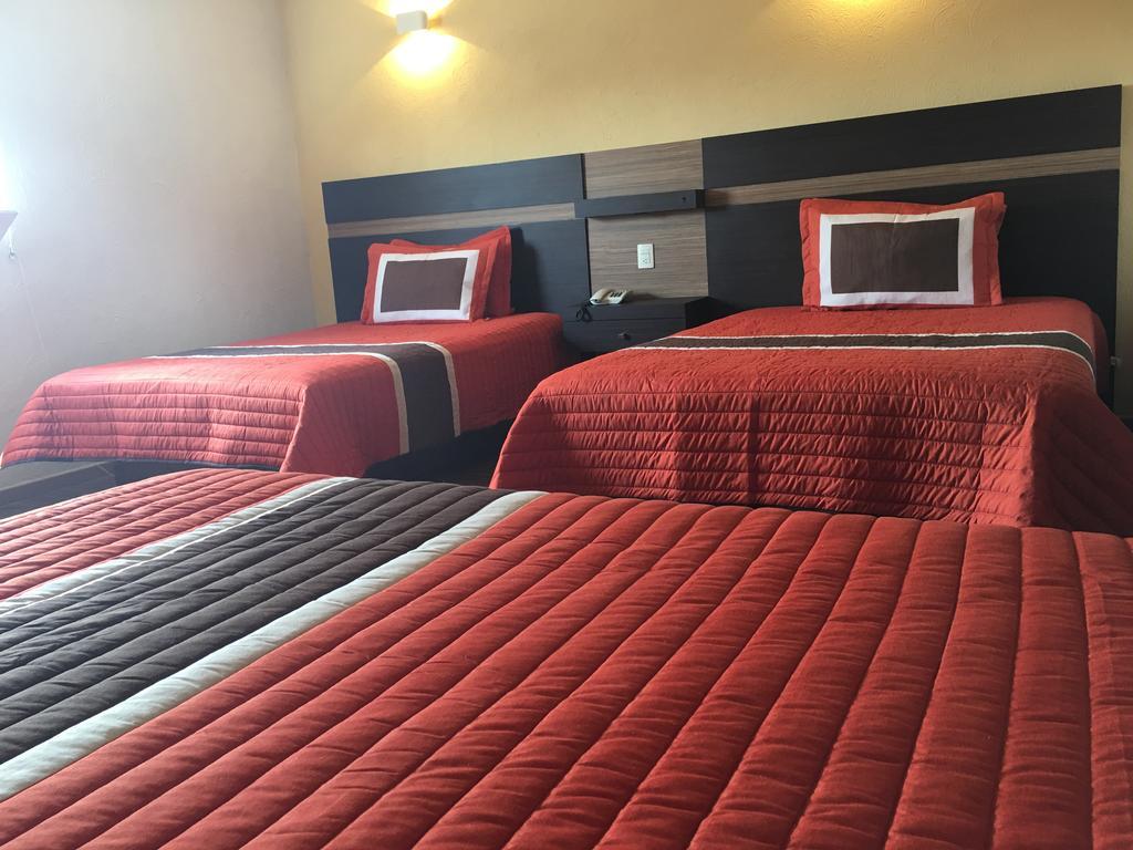 Ibeurohotel Guadalajara Expo Zewnętrze zdjęcie